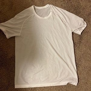 White Lululemon shirt
